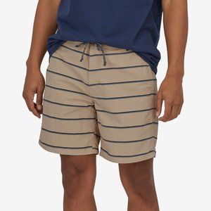 Patagonia M's Wavefarer Hybrid Walk Surf Shorts - 18"